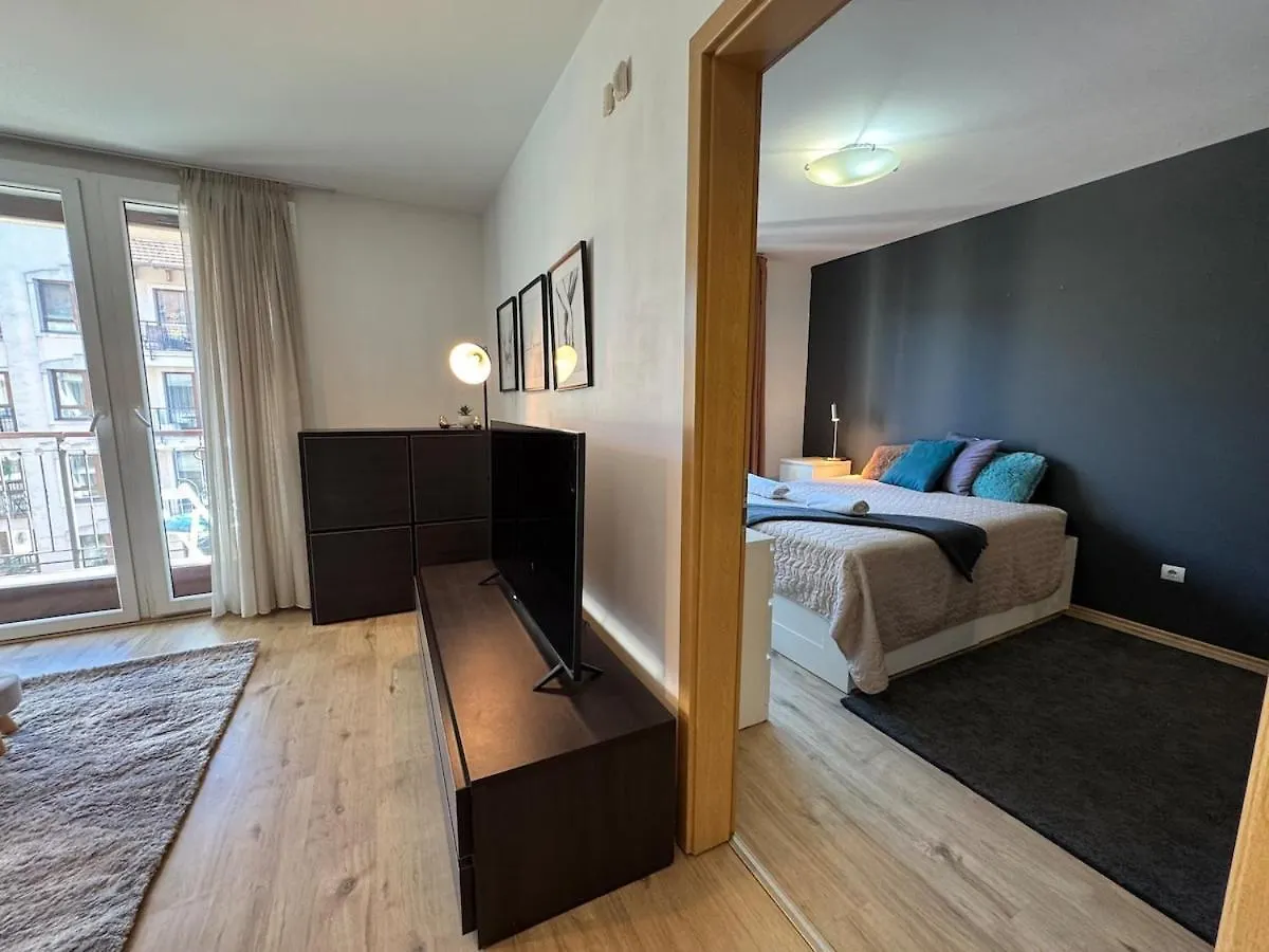 Апартаменты Hollo Residence - Gozsdu Centre Будапешт